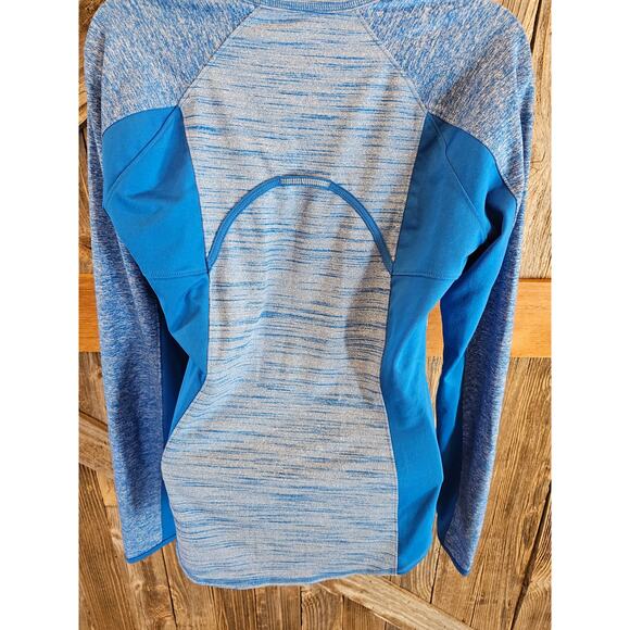 Athleta M heathered blue long sleeve performance top thumb holes running active - Picture 2 of 7